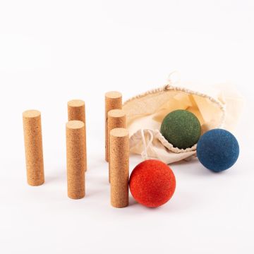 Kinder Kork Bowling Set BINTA im Baumwollbeutel, 3 Kugeln, 6 Kegel, rot-blau-grün-natur, 14cm, Ø8cm